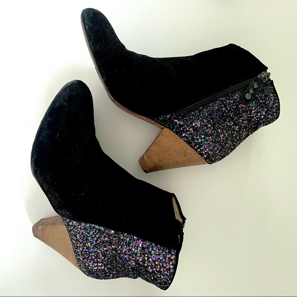 Matt Bernson Jardin Glitter Sparkle Booties in Black - Picture 3 of 6